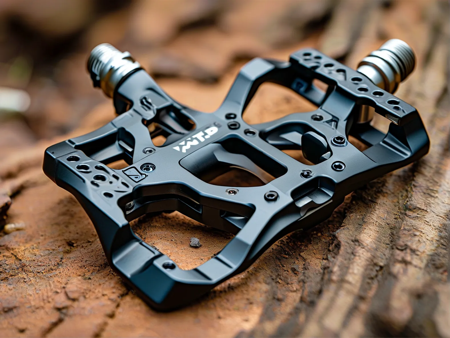 MTB Clip Pedals & Shoes | Ride Efficiently | Trail-Ready Cycling Gear